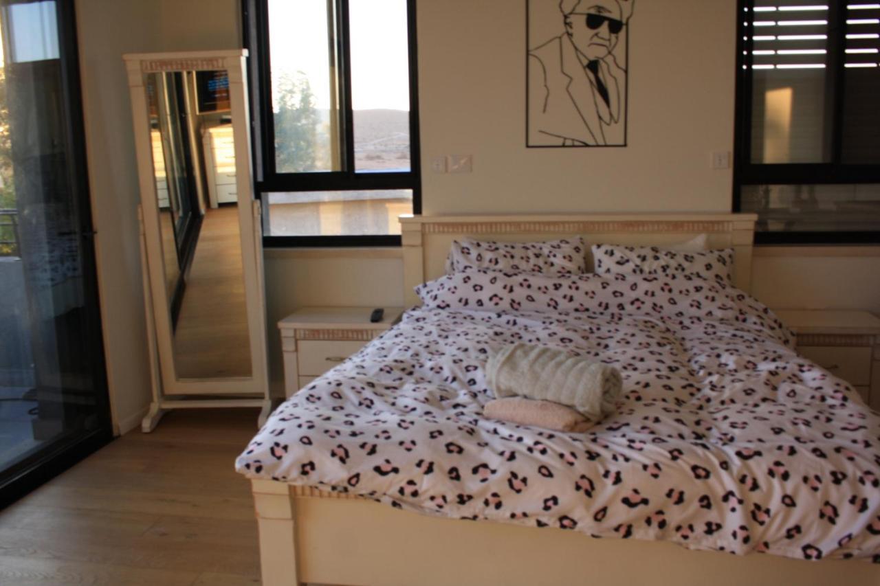 Villa נס הבריאה Midreshet Ben Gurion Exterior foto